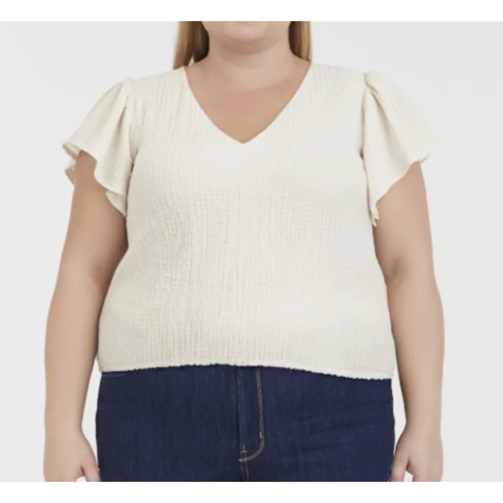 Ava & Viv NWT Cream Textured Fabric Flutter Sleeve V-Neck Blouse Top Size 3X